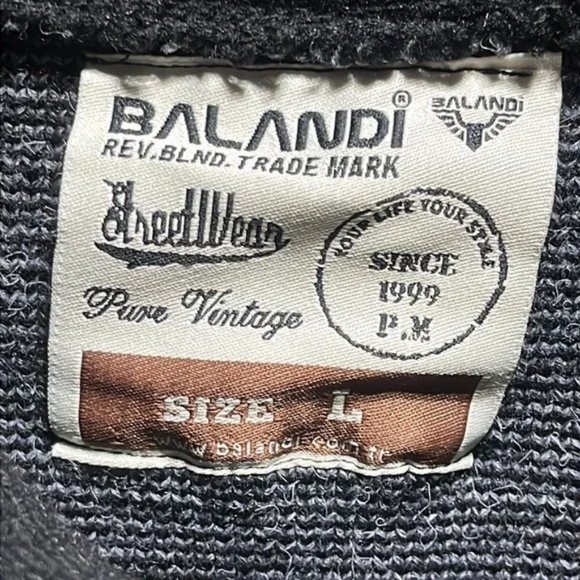 Balandi Heavy Sweater - Picture 3 of 6